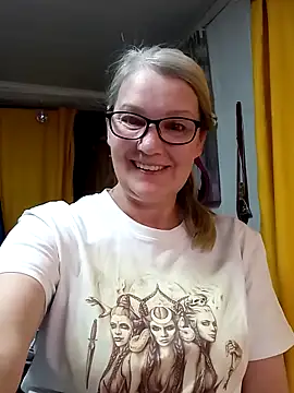 irinamaux online show from 25, 3, 2026