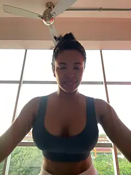 Snapshot of Brunettexio chatting on 21, 1, 2025 Brunettexio online show from 21, 1, 2025