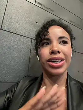 Snapshot of Brunettexio chatting on 14, 3, 2025 Brunettexio online show from 14, 3, 2025