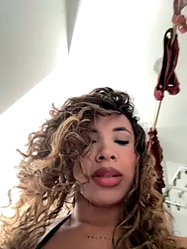 Snapshot of Brunettexio chatting on 28, 9, 2025 Brunettexio online show from 28, 9, 2025