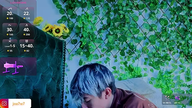 Levii Ackermann online show from 9, 10, 2025