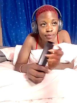 Snapshot of AssmaticNatty chatting on 4, 7, 2026 AssmaticNatty online show from 4, 7, 2026