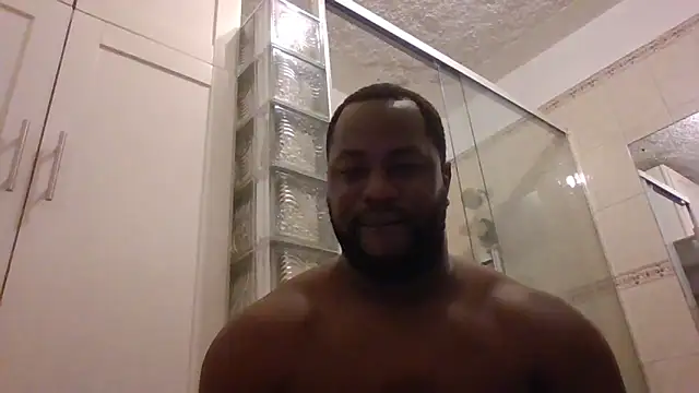 Snapshot of Bighood_T chatting on 3, 6, 2026 Bighood T online show from 3, 6, 2026