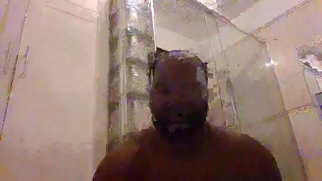 Snapshot of Bighood_T chatting on 18, 6, 2026 Bighood T online show from 18, 6, 2026