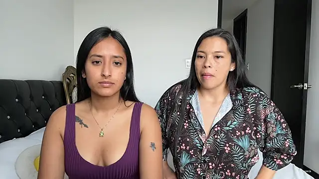 2SummerLove1 online show from 8, 2, 2025