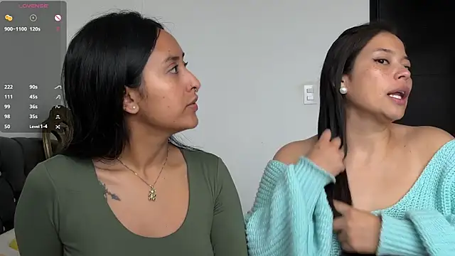 2SummerLove1 online show from 6, 3, 2025