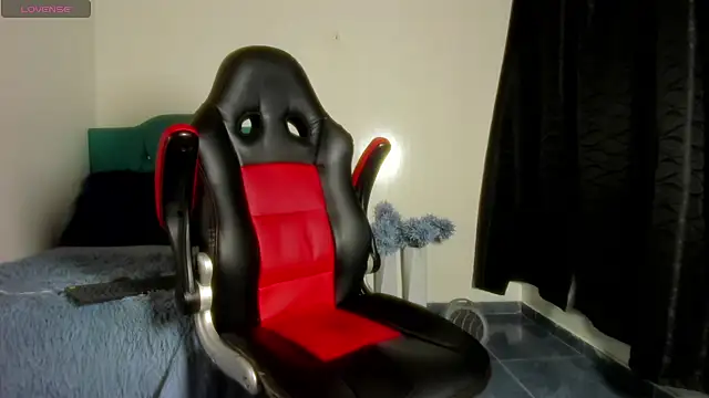 Snapshot of estebanlobo- chatting on 18, 1, 2025 estebanlobo- online show from 18, 1, 2025