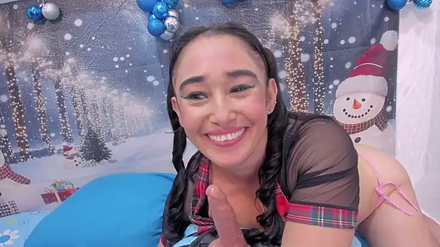 charlotte-11 online show from 20, 12, 2025