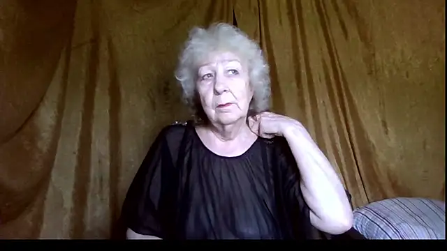 Snapshot of _Estelitta_5 chatting on 26, 5, 2026 Estelitta 5 online show from 26, 5, 2026