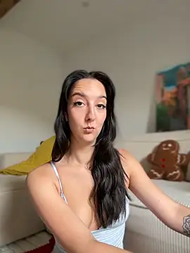 Snapshot of _Juliette chatting on 14, 5, 2026 Juliette online show from 14, 5, 2026
