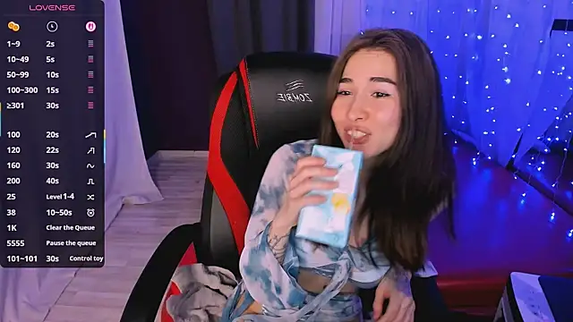 Snapshot of ashleyro1 chatting on 18, 2, 2026 ashleyro1 online show from 18, 2, 2026