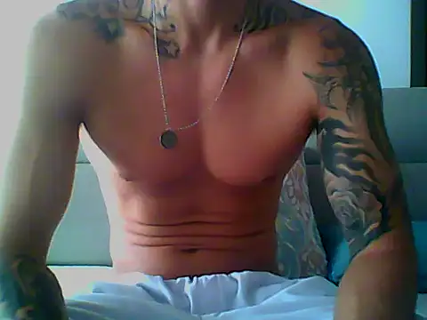 Skater29xx2 online show from 30, 1, 2025