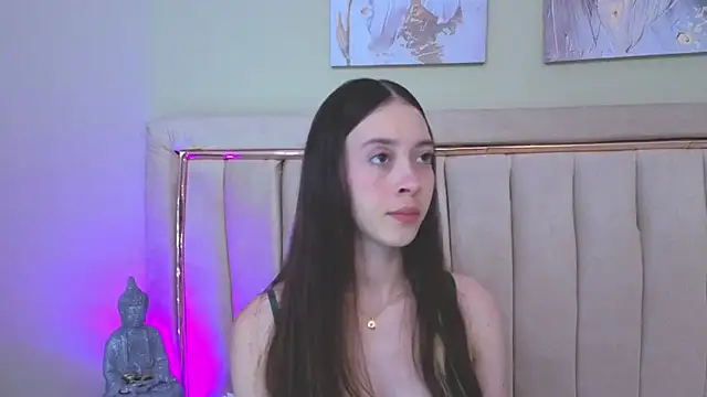 sophiia grey 1 online show from 20, 5, 2026