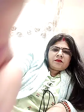 Snapshot of Husnpari20 chatting on 8, 1, 2025 Husnpari20 online show from 8, 1, 2025