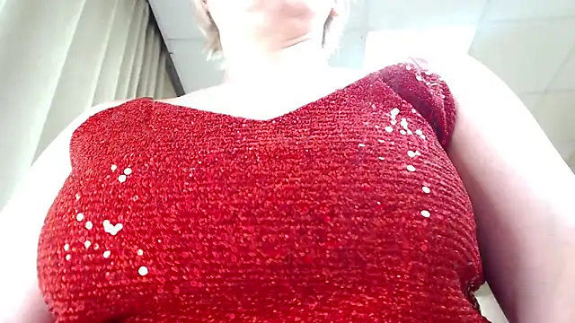 BlondeBrilliant7 online show from 18, 1, 2025