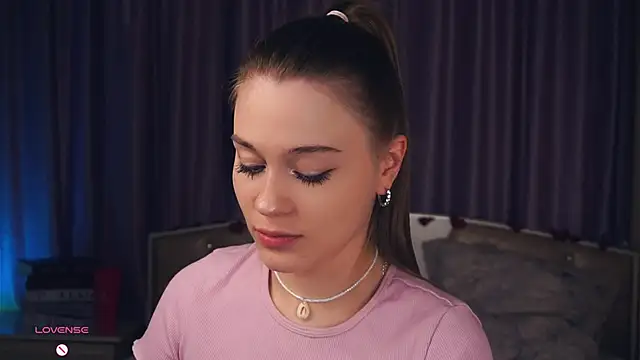 Snapshot of CedelKyngi chatting on 18, 2, 2025 CedelKyngi online show from 18, 2, 2025