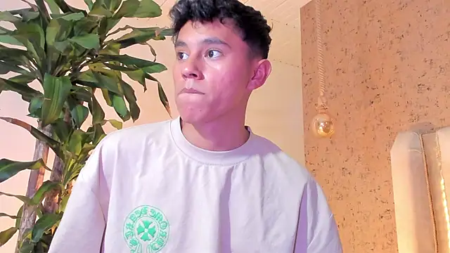 Angel esteban fx online show from 8, 2, 2025