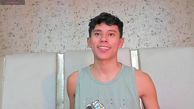 Angel esteban fx online show from 1, 3, 2025