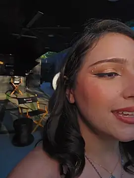 freya bella  online show from 1, 3, 2026