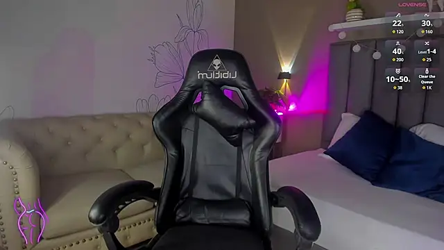 Snapshot of atenea_jones chatting on 21, 2, 2026 atenea jones online show from 21, 2, 2026