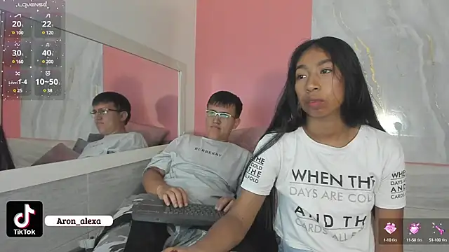 Snapshot of aron_alexa chatting on 8, 3, 2025 aron alexa online show from 8, 3, 2025