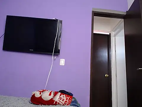 Snapshot of Laura_martin_ chatting on 1, 2, 2026 Laura martin online show from 1, 2, 2026