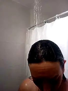 Snapshot of Laura_martin_ chatting on 19, 2, 2026 Laura martin online show from 19, 2, 2026