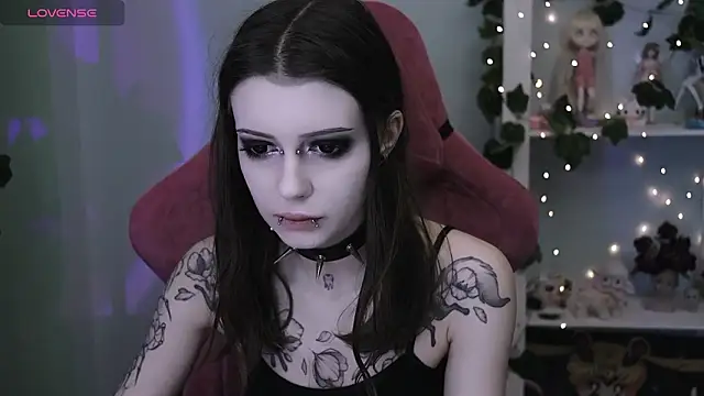 prettybones online show from 14, 3, 2026