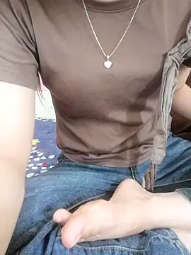 Snapshot of -Almira- chatting on 11, 9, 2025 -Almira- online show from 11, 9, 2025