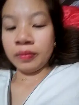 Snapshot of -Almira- chatting on 28, 10, 2025 -Almira- online show from 28, 10, 2025