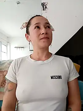 emilypoppy3 online show from 27, 11, 2025