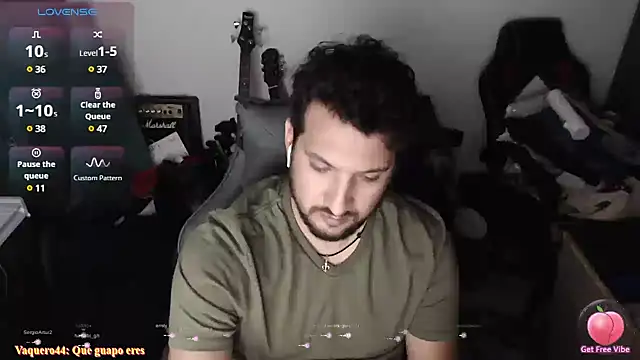 Snapshot of Tzurielo chatting on 26, 2, 2025 Tzurielo online show from 26, 2, 2025