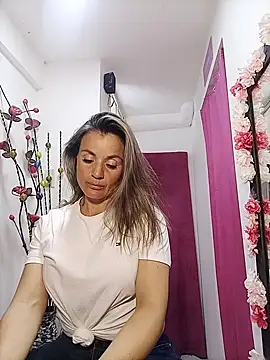 Snapshot of sweetfantasyy69 chatting on 24, 2, 2026 sweetfantasyy69 online show from 24, 2, 2026