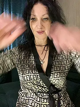 Katie-n online show from 24, 1, 2025