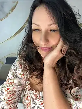 Katie-n online show from 27, 7, 2026