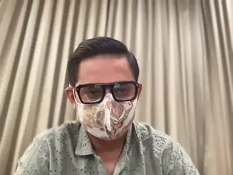 slavekinky001 online show from 10, 4, 2026