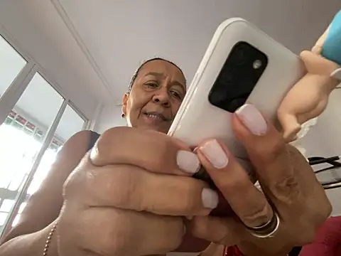 Snapshot of sweeviolet chatting on 11, 12, 2024 sweeviolet online show from 11, 12, 2024