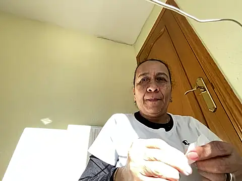 Snapshot of sweeviolet chatting on 13, 1, 2025 sweeviolet online show from 13, 1, 2025