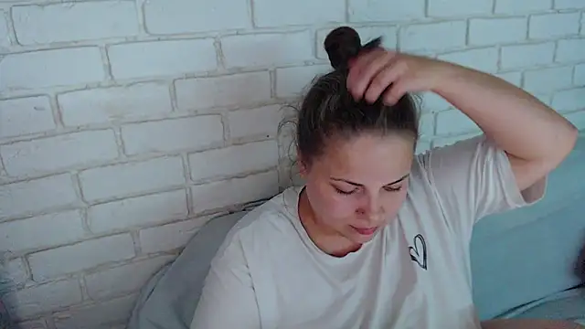 Crazyy girl  online show from 26, 10, 2025