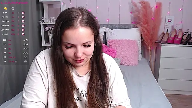 Crazyy girl  online show from 7, 2, 2026