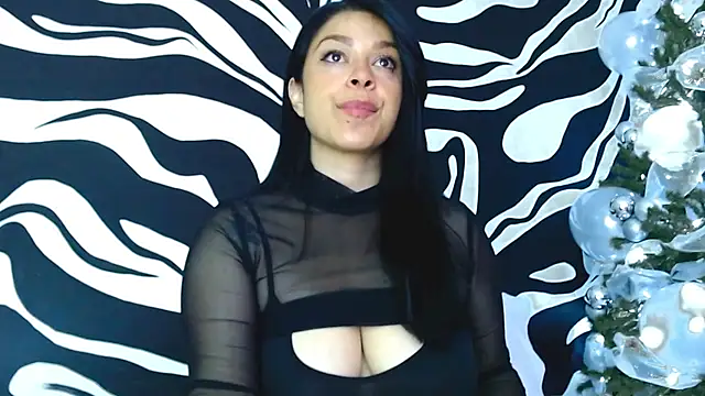 Snapshot of lilith_luv chatting on 12, 12, 2024 lilith luv online show from 12, 12, 2024