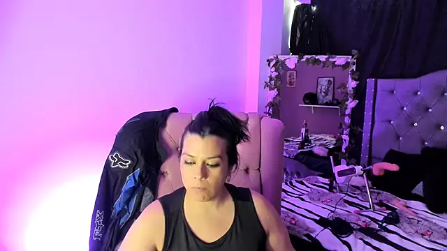 martina foxy  online show from 15, 2, 2025