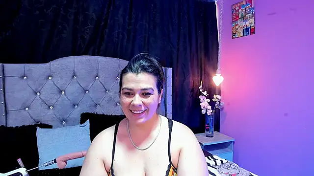 martina foxy  online show from 26, 2, 2025