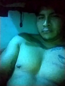 Woofer dick online show from 19, 4, 2026