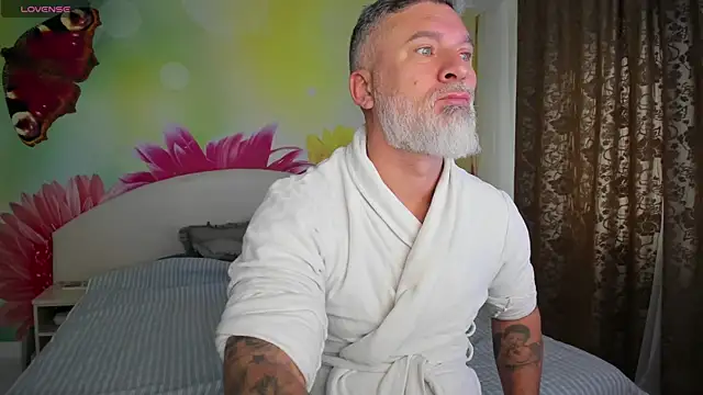 BlowMyXXL online show from 18, 12, 2025