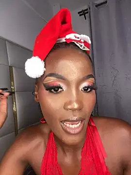 Snapshot of Fanclubbbbb chatting on 24, 12, 2024 Fanclubbbbb online show from 24, 12, 2024