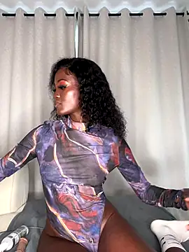 Snapshot of Fanclubbbbb chatting on 28, 9, 2025 Fanclubbbbb online show from 28, 9, 2025