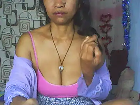 Snapshot of nene_belle chatting on 23, 2, 2026 nene belle online show from 23, 2, 2026