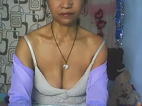 Snapshot of nene_belle chatting on 1, 3, 2026 nene belle online show from 1, 3, 2026