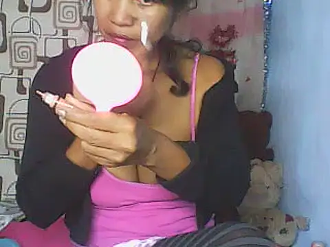 Snapshot of nene_belle chatting on 25, 3, 2026 nene belle online show from 25, 3, 2026